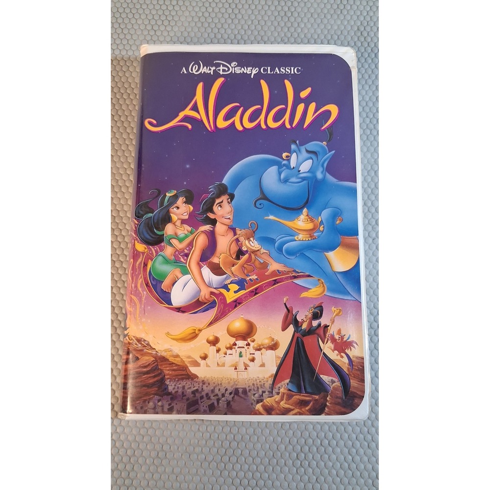 Walt Disney Classic Aladdin VHS 1993 White Clamshell Case Movie 1662 Vintage